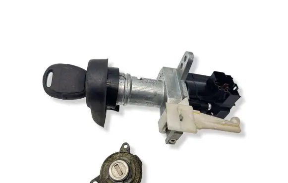 Saab 9-5 Ignition lock 4943692