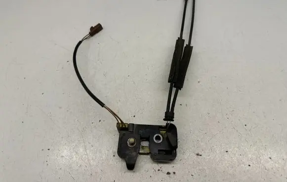 Ford Fiesta Tailgate/trunk/boot lock/catch/latch 2S61A43102BC