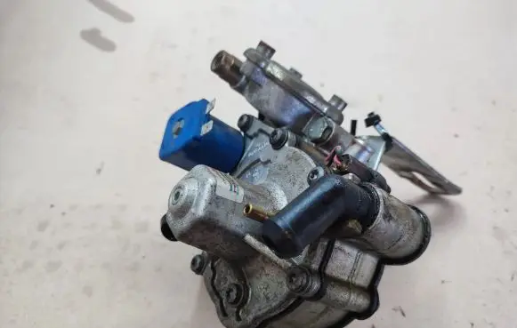 Volvo S40, V40 LP gas reducer 67R014066