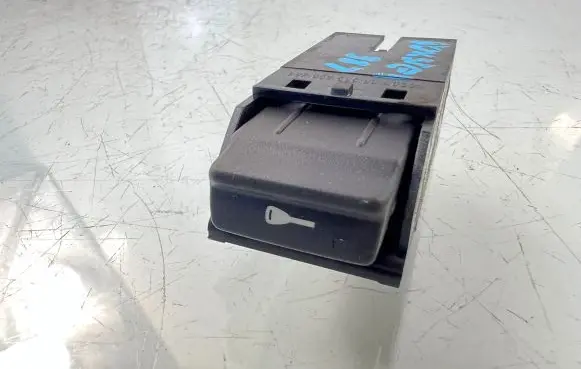 Central locking switch button