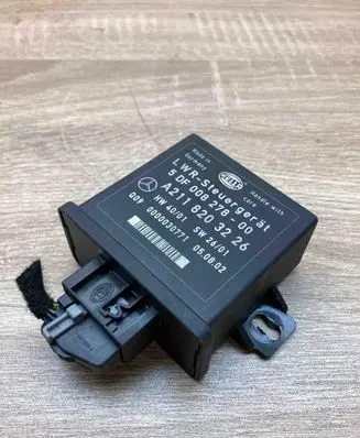Mercedes-Benz E W211 Light module LCM A2118203226 5DF00827800 WITHPLUG