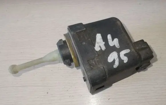 Audi A4 S4 B5 8D Headlight level adjustment motor 