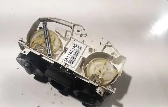 Volkswagen Bora Climate control unit 