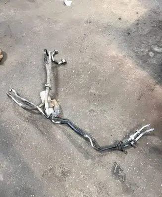 Volkswagen PASSAT B5.5 Air conditioning (A/C) pipe/hose 7575