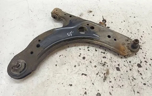 Front lower control arm/wishbone