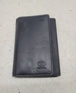 Toyota Prius (XW20) Owners service history hand book 