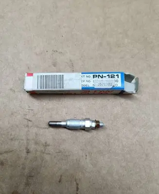Nissan Laurel Glow plug PN121 J571102