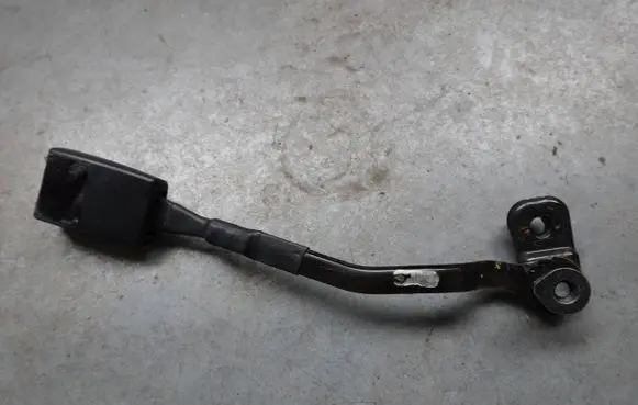 Volkswagen New Beetle Front seatbelt buckle 1Y0857755A 1J0858471B