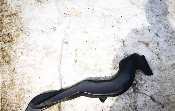 Porsche Cayenne (9PA) Air intake hose/pipe 7l5857464