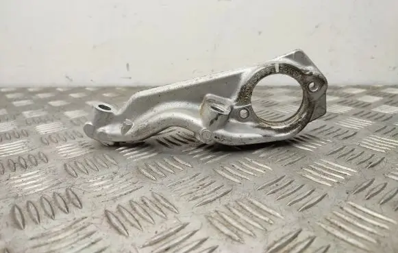 Citroen C4 Cactus Driveshaft support bearing bracket 9801150380