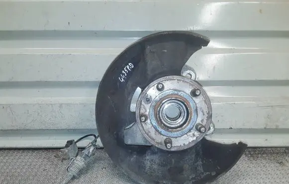 Opel Insignia A Front wheel hub spindle knuckle 