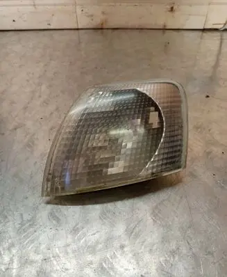 Volkswagen PASSAT B5 Front indicator light 3B0953049C 41571