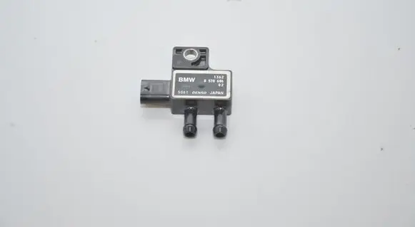 BMW 4 F32 F33 Exhaust gas pressure sensor 8570686