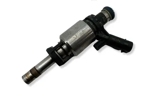 Audi A4 S4 B8 8K Fuel injector 06H906036H