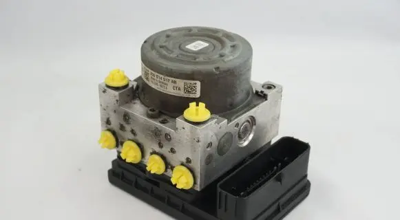 Volkswagen PASSAT B8 ABS Pump 3Q0614517AB 3Q0907379AB