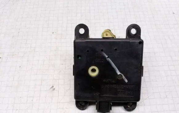 Nissan Primera Air flap motor/actuator 3T05030820