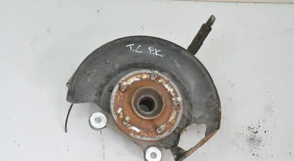 Chrysler Town & Country V Front wheel hub