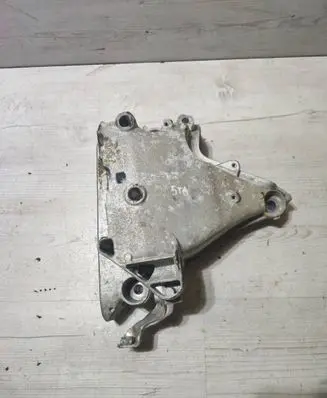 Volkswagen Touran III Engine mounting bracket 05E199275G