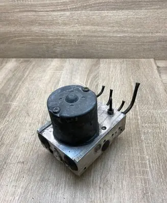 BMW 5 E39 ABS Pump 6750383 0265223001