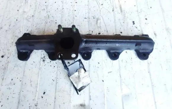 Ford Focus C-MAX Exhaust manifold