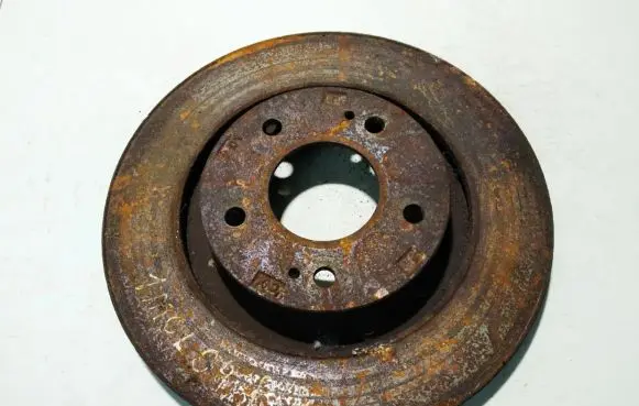 Mitsubishi Outlander Front brake disc ventilated