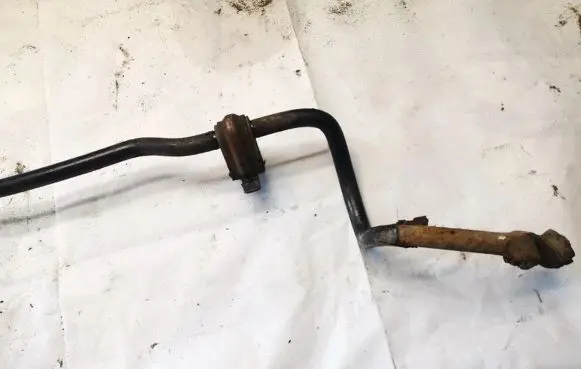 Toyota Avensis T250 Front anti-roll bar/sway bar