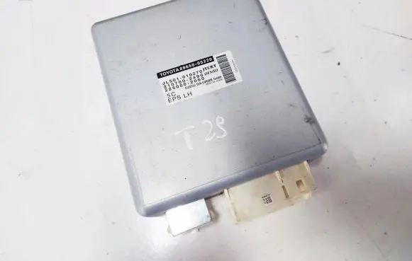 Toyota Avensis T270 Power steering control unit/module 8965005220