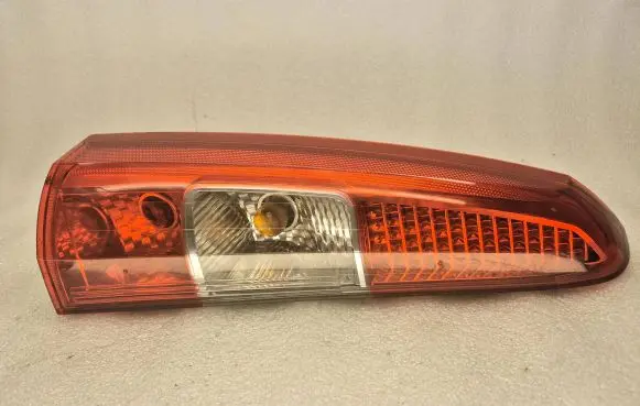Volvo V70 Rear/tail lights 160985