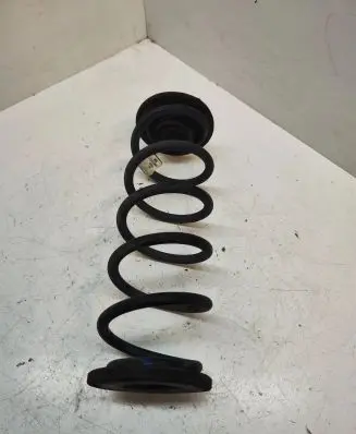 Audi A3 S3 8V Rear coil spring 5q0511121