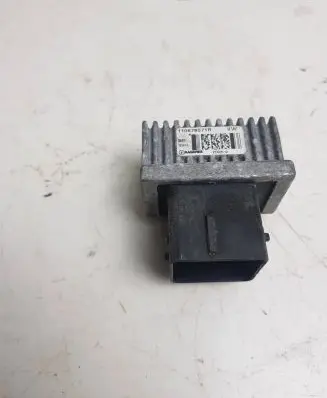 Renault Megane IV Glow plug pre-heat relay 110678071R