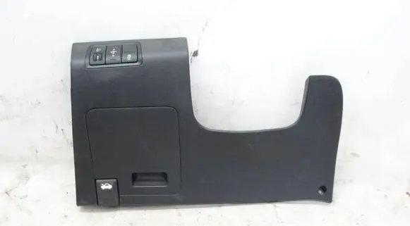 Dashboard lower bottom trim panel