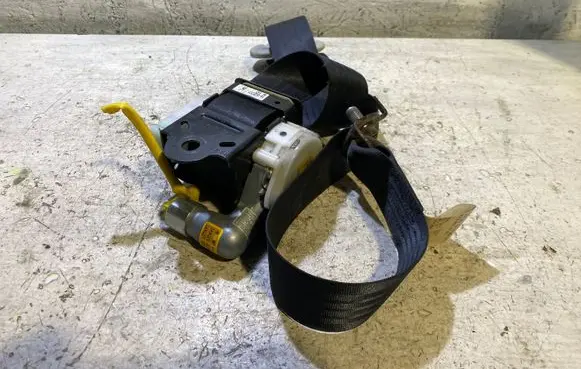 Mazda 5 Front seatbelt 0434087 20071115