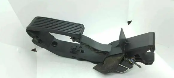 Mercedes-Benz E W211 Accelerator throttle pedal A2113000604