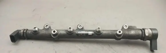 BMW X3 E83 Fuel main line pipe 0445214030