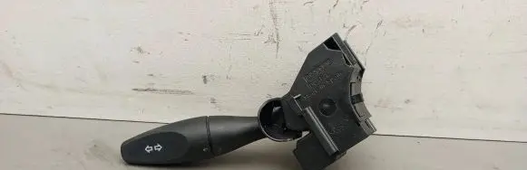 Ford Mondeo Mk III Indicator stalk 1S7T13335AE