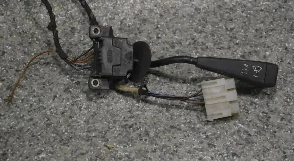 BMW 5 E28 Wiper switch 8370