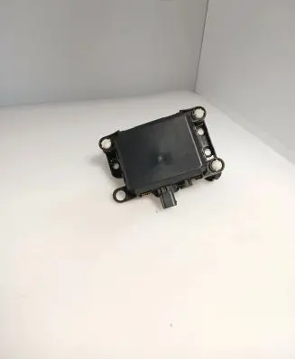 Peugeot 5008 Distronic sensor radar 9673046780 6PZ00993701 700679041