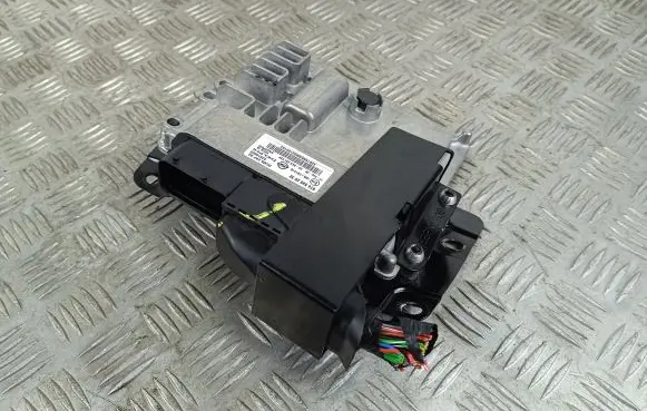 SsangYong Rexton Engine control unit/module 6745402032