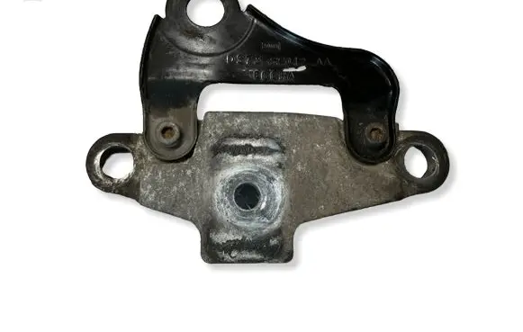 Ford Fusion II Engine mounting bracket DS736F012AA