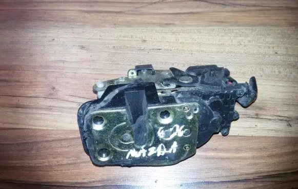 Mazda 626 Rear door lock