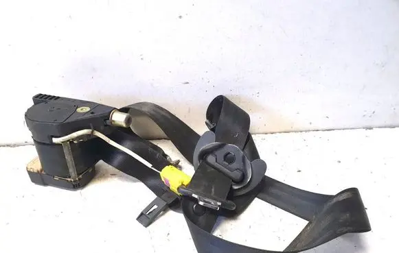 Volkswagen Transporter - Caravelle T5 Front seatbelt 33014052