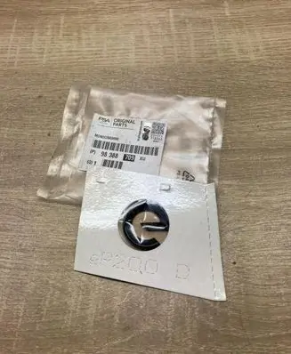Opel Corsa E Manufacturers badge/model letters 98388709