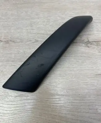 Skoda Octavia Mk2 (1Z) Rear door handle trim 1Z0868537 UJ6CZ