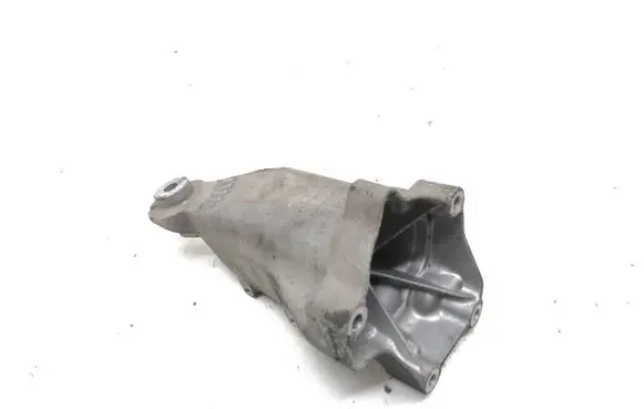 Mercedes-Benz E W212 Engine mounting bracket A6512233504