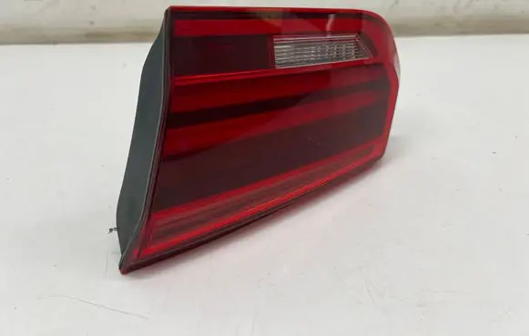 BMW 3 F30 F35 F31 Tailgate rear/tail lights 8736912