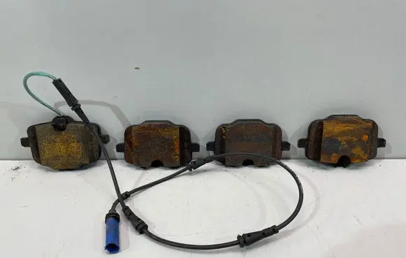 BMW X5 G05 Brake pads (rear) 6890353 6890351