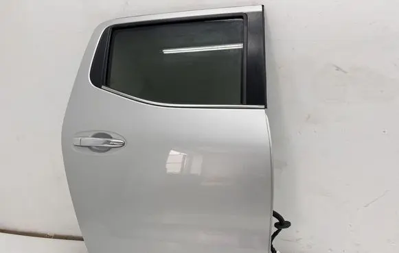 Nissan Navara D23 Rear door 