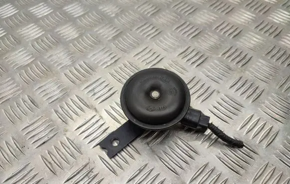 Hyundai i40 Horn signal 966303X001