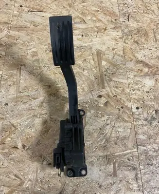 Volvo V50 Accelerator throttle pedal 4M519F836AK 6PV00864132