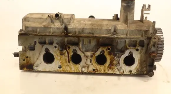 Dacia Sandero Engine head 